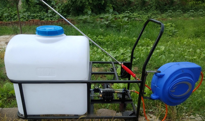 推車式電動打藥車也叫溫室大棚噴藥殺蟲機 新型農民的最愛工具